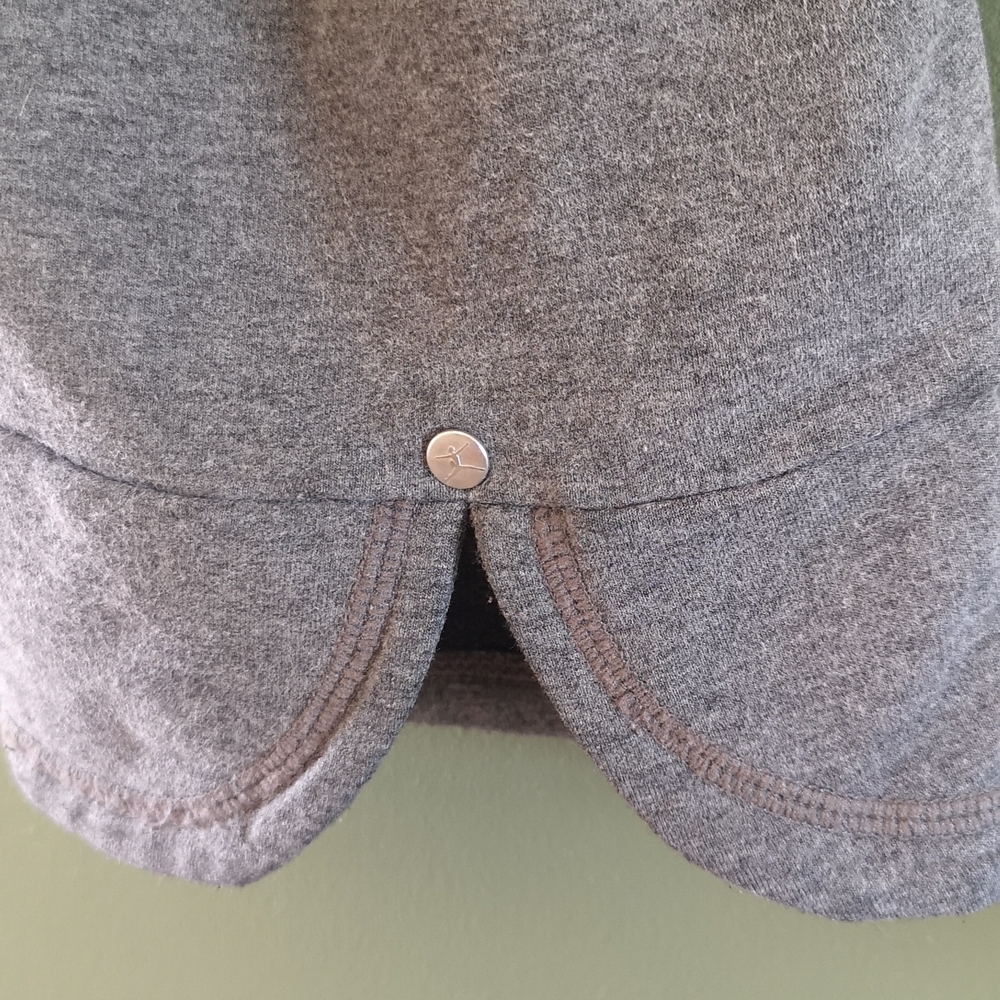 Danskin Cropped Slit Back Work Out Leggings Size Small Grey - Picture 5 of 7